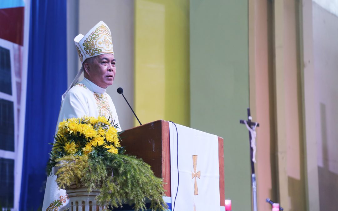 Abp. Valles to graduates: “Carry your Crosses joyfully”